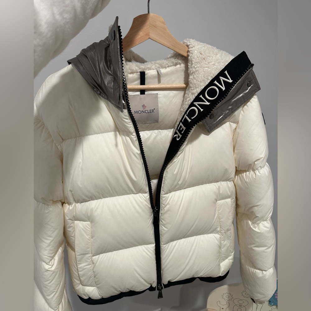 Moncler Off-White Bufonie PufferJacket (Moncler size 2 aka medium)